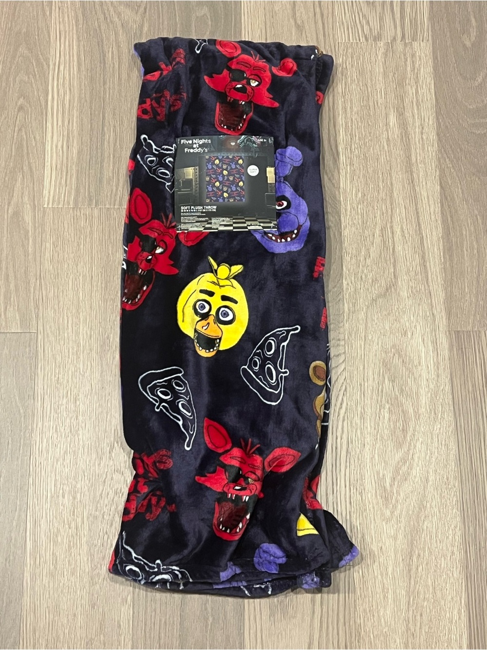 FIVE NIGHTS AT FREDDY'S Plush Throw Blanket 50x70 Halloween FNAF Horror Movies